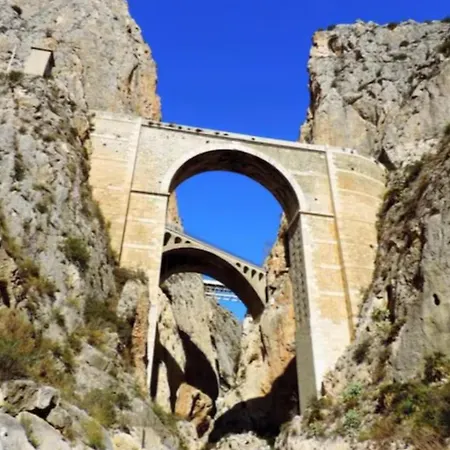 別荘 Casa Ronnie カルプ